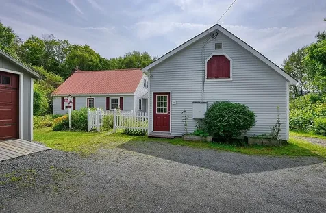 39 Weston Heights Road Rockingham VT 05154