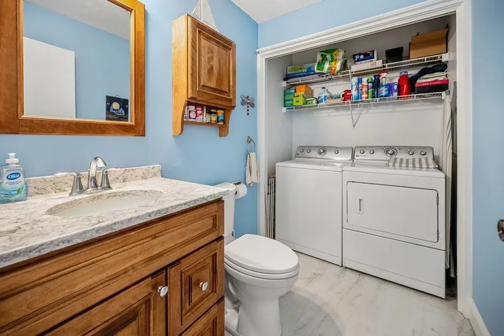 202 Route 27 Raymond NH 03077