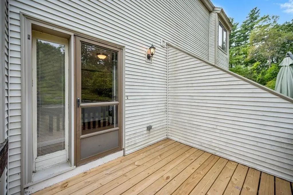 202 Route 27 Raymond NH 03077