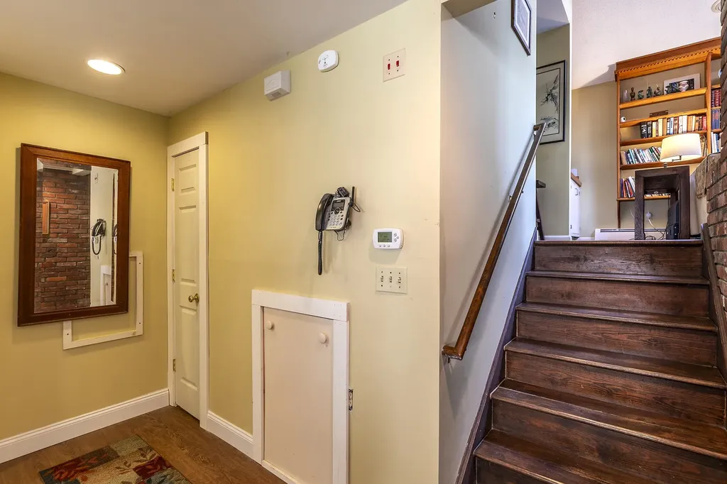 1175 South End Road Mount Tabor VT 05253