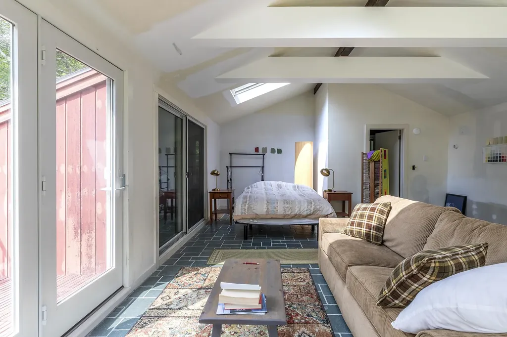 1175 South End Road Mount Tabor VT 05253