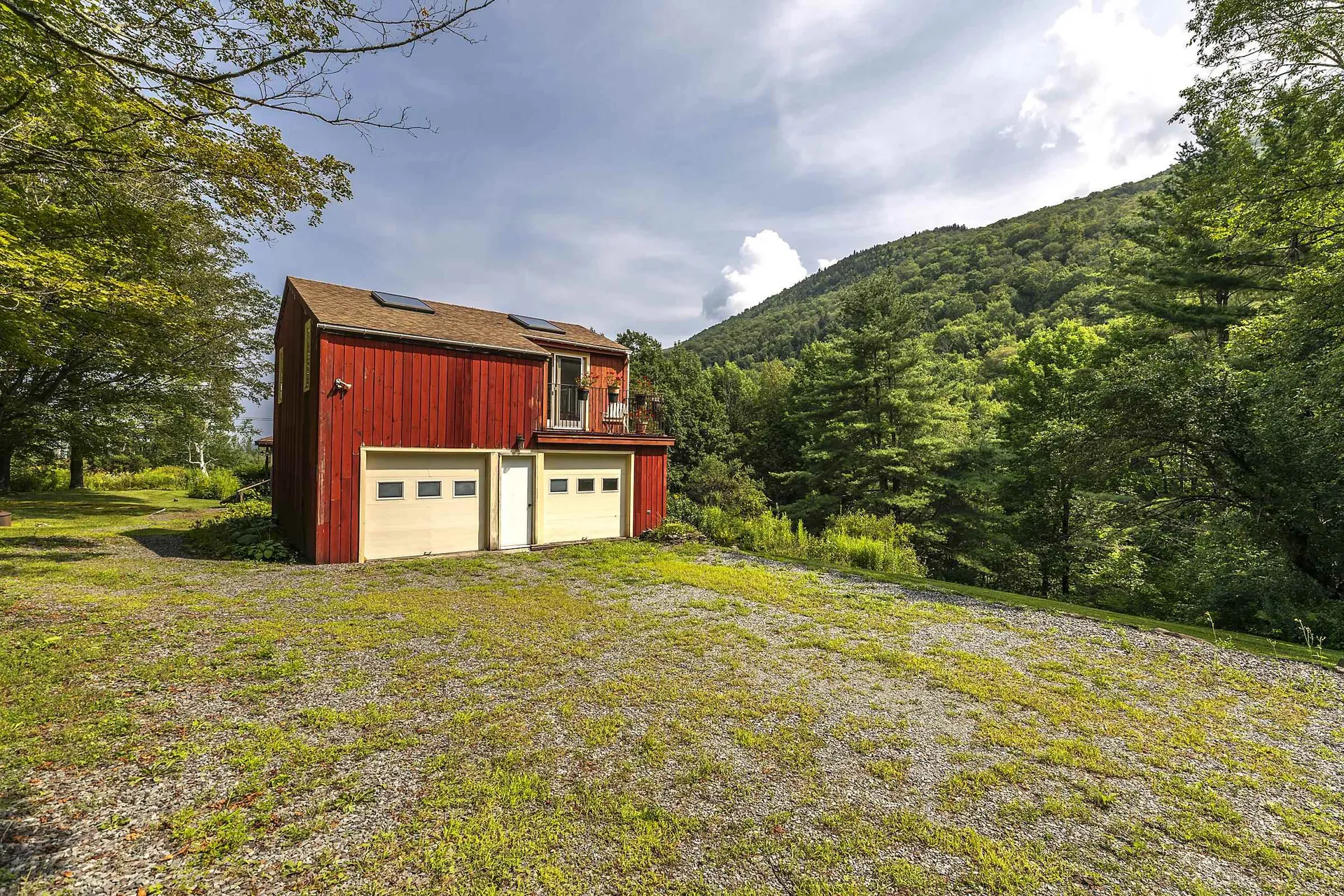 1175 South End Road Mount Tabor VT 05253