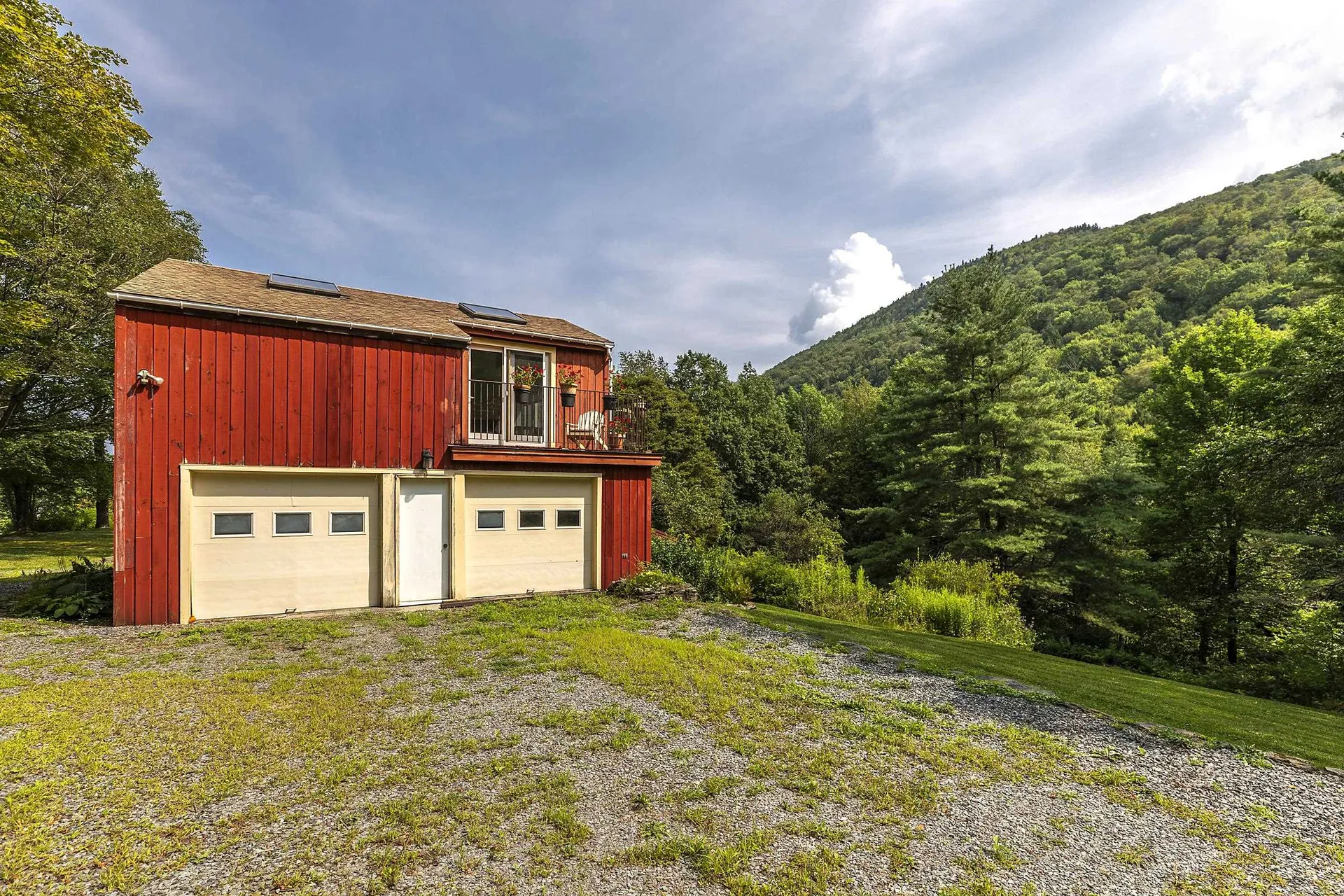 1175 South End Road Mount Tabor VT 05253