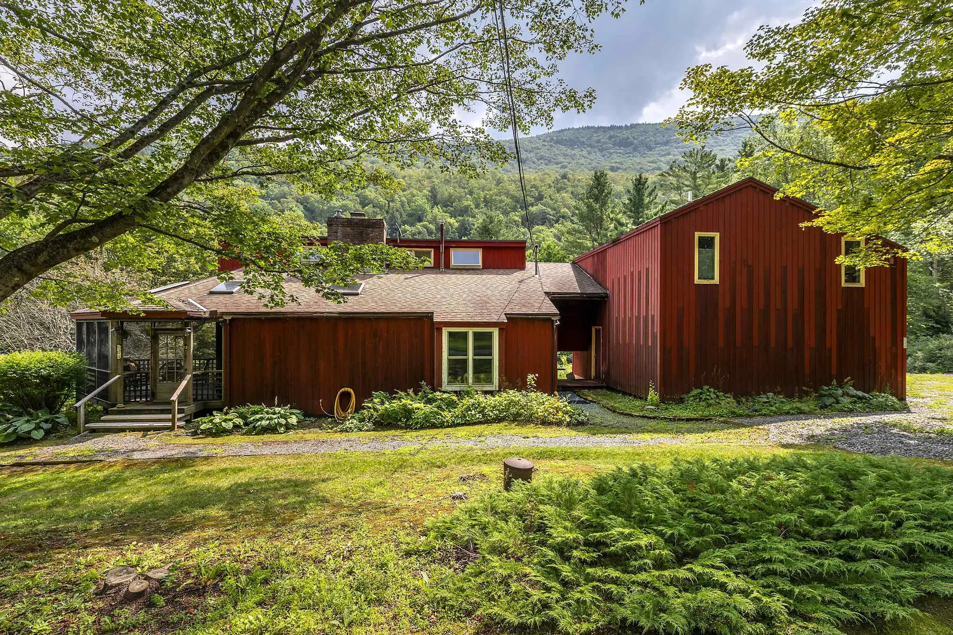 1175 South End Road Mount Tabor VT 05253