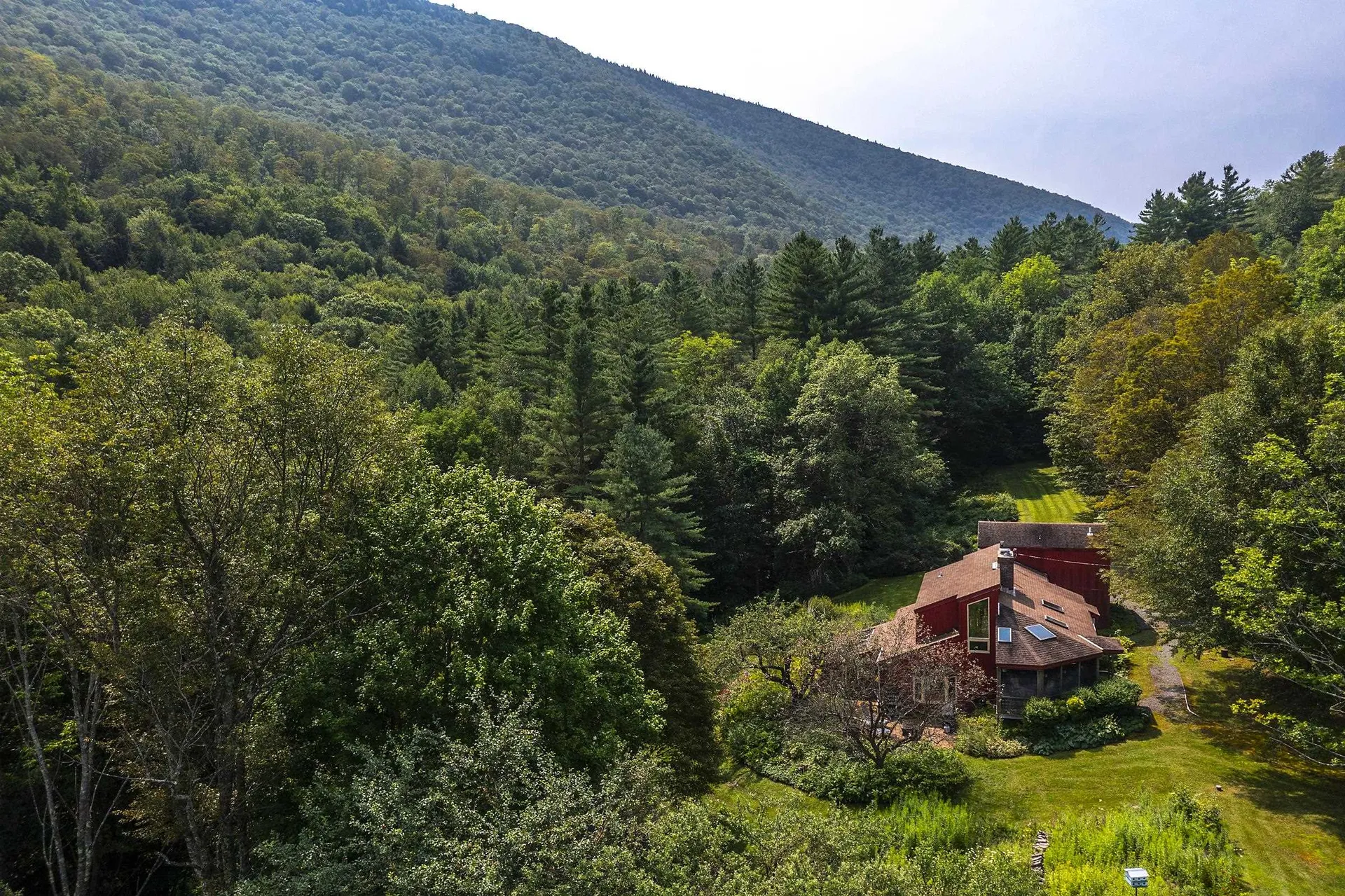 1175 South End Road Mount Tabor VT 05253