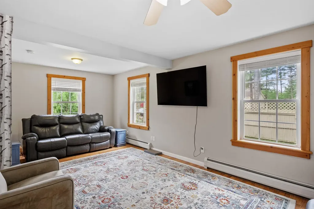 82 Robinhood Road Wakefield NH 03830