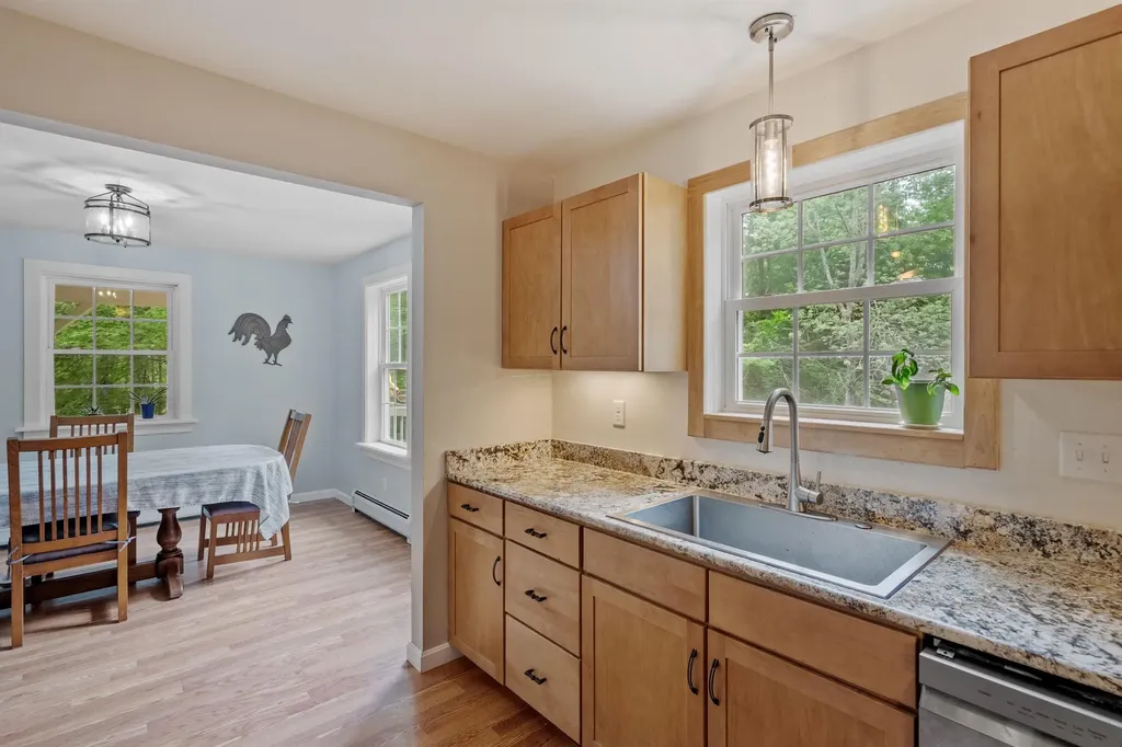 82 Robinhood Road Wakefield NH 03830