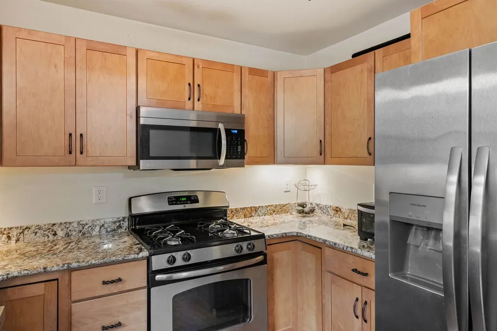 82 Robinhood Road Wakefield NH 03830