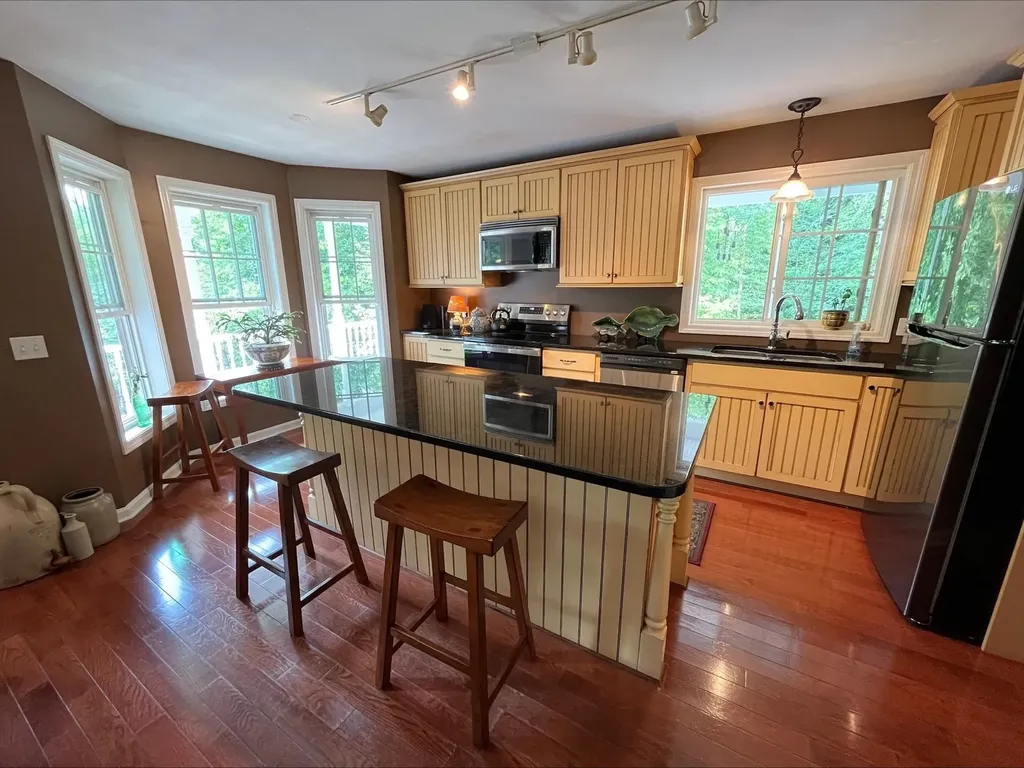 459 Grandview Road Conway NH 03818