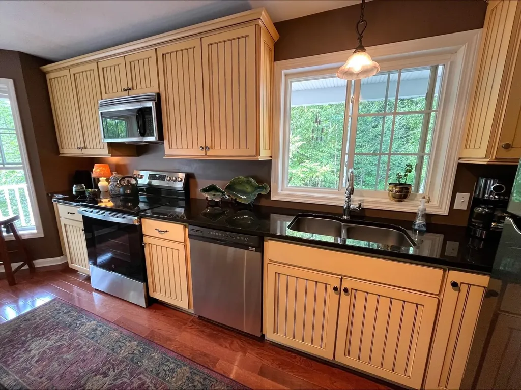 459 Grandview Road Conway NH 03818