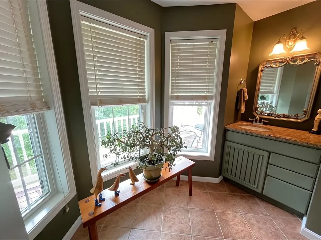 459 Grandview Road Conway NH 03818