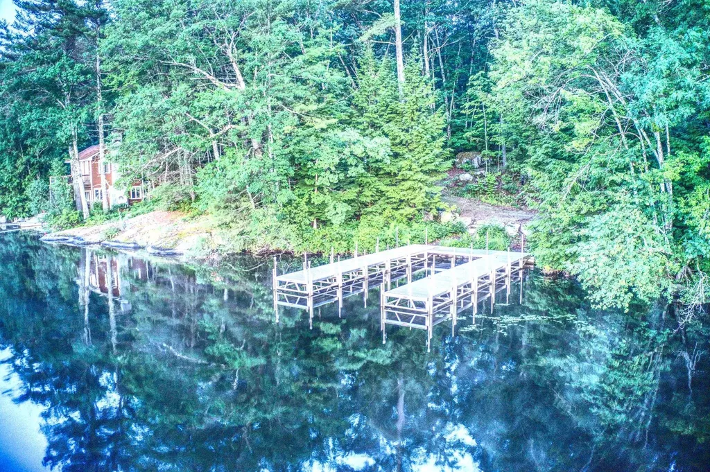 4 Schneider Road Moultonborough NH 03254