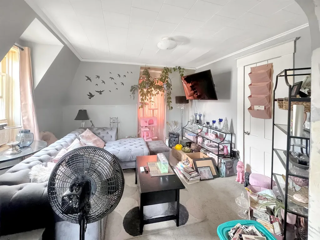 9 Seabury Street Rutland City VT 05701