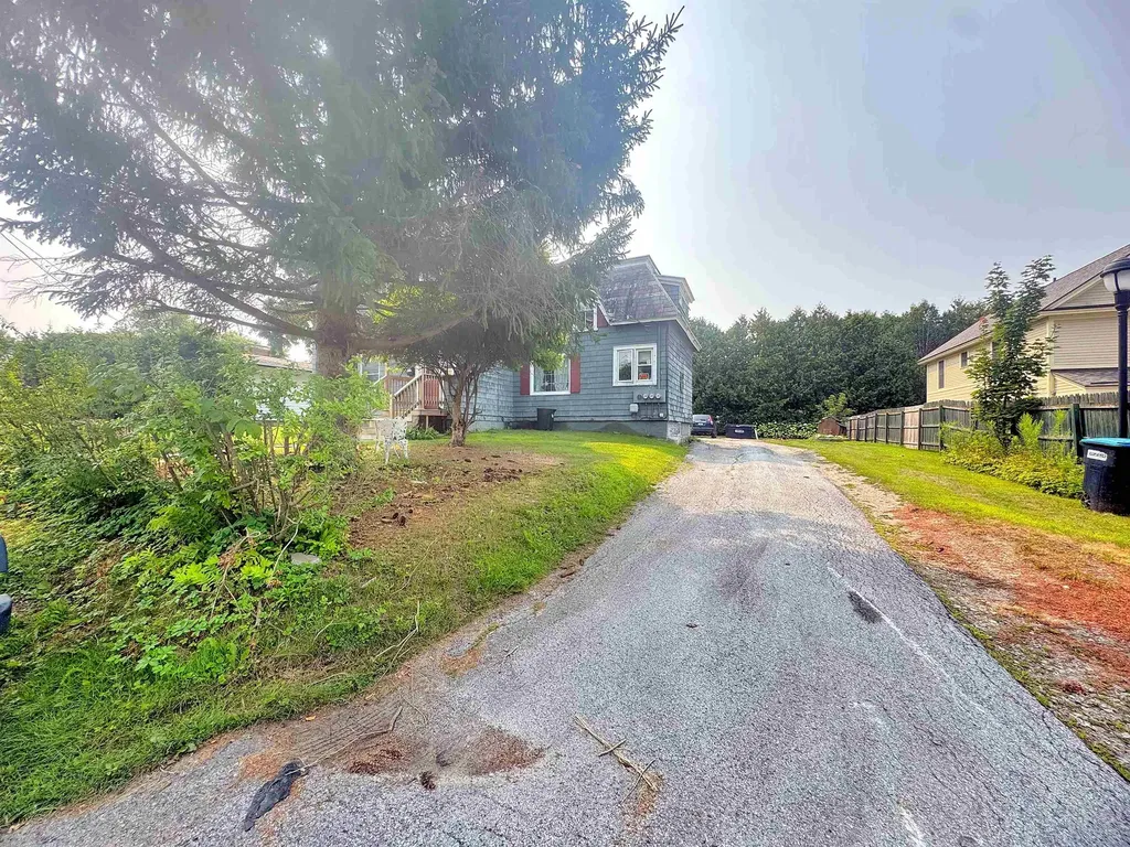 9 Seabury Street Rutland City VT 05701