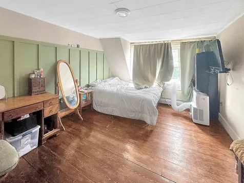 9 Seabury Street Rutland City VT 05701