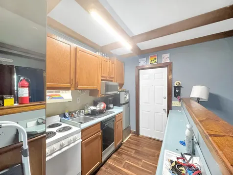 9 Seabury Street Rutland City VT 05701