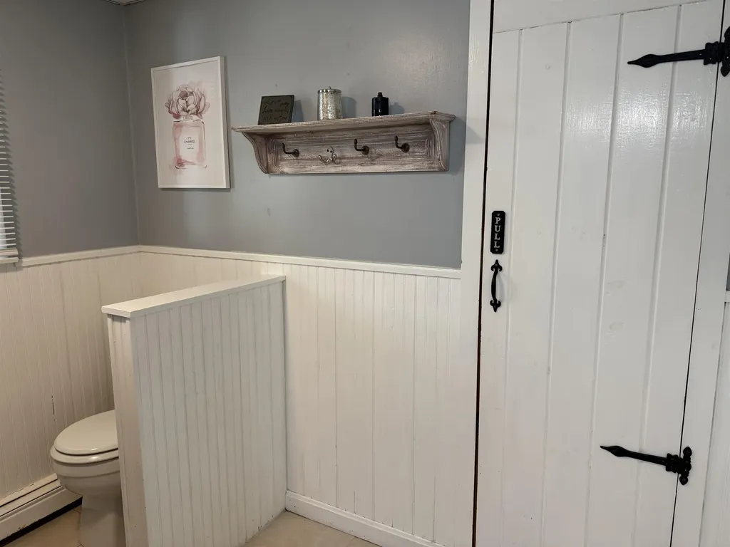 24 Hale Avenue Hooksett NH 03106