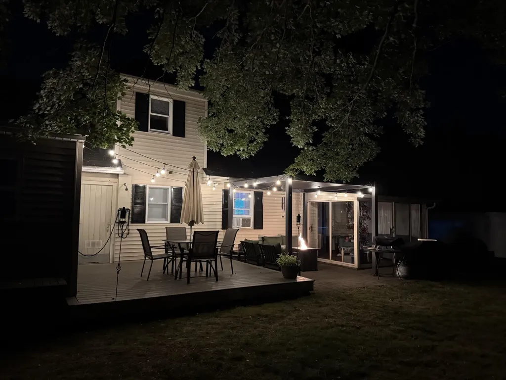 24 Hale Avenue Hooksett NH 03106