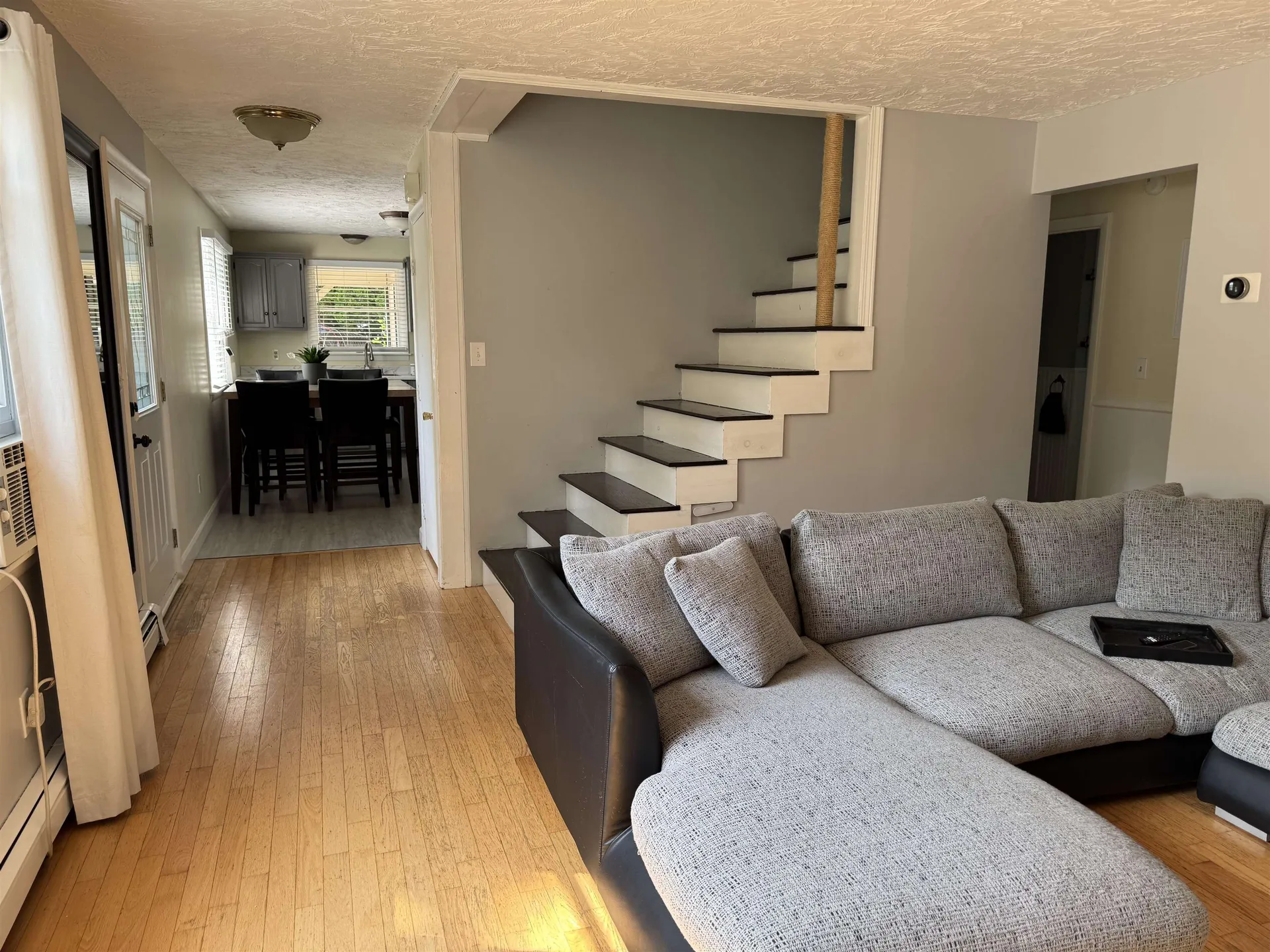 24 Hale Avenue Hooksett NH 03106