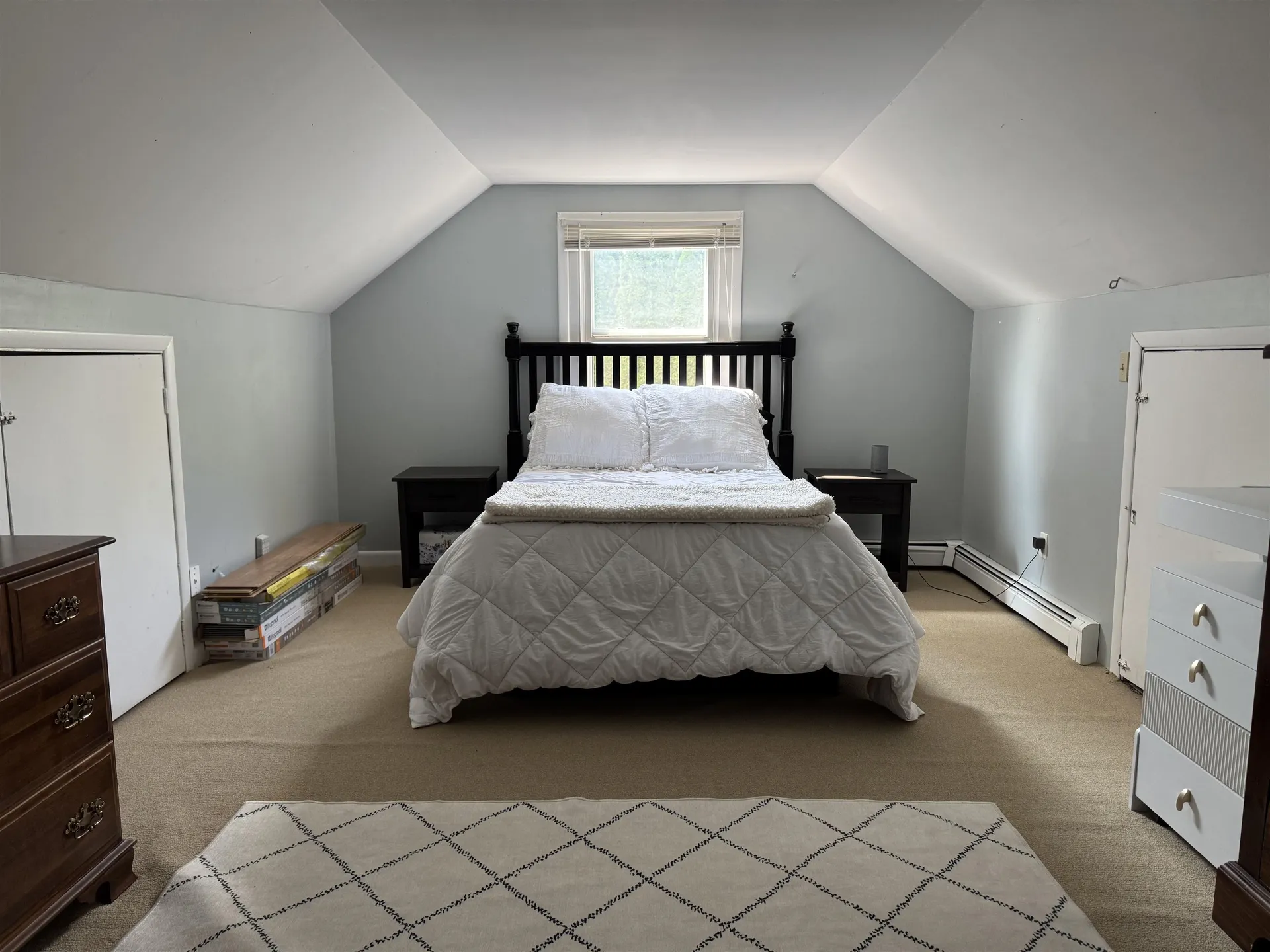 24 Hale Avenue Hooksett NH 03106