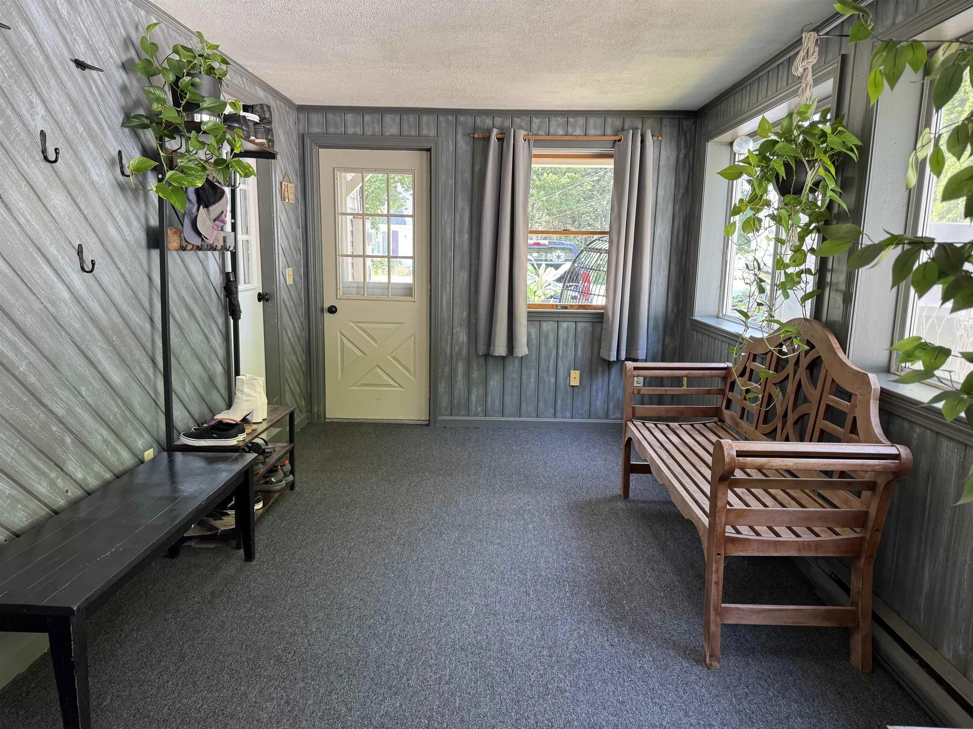 24 Hale Avenue Hooksett NH 03106