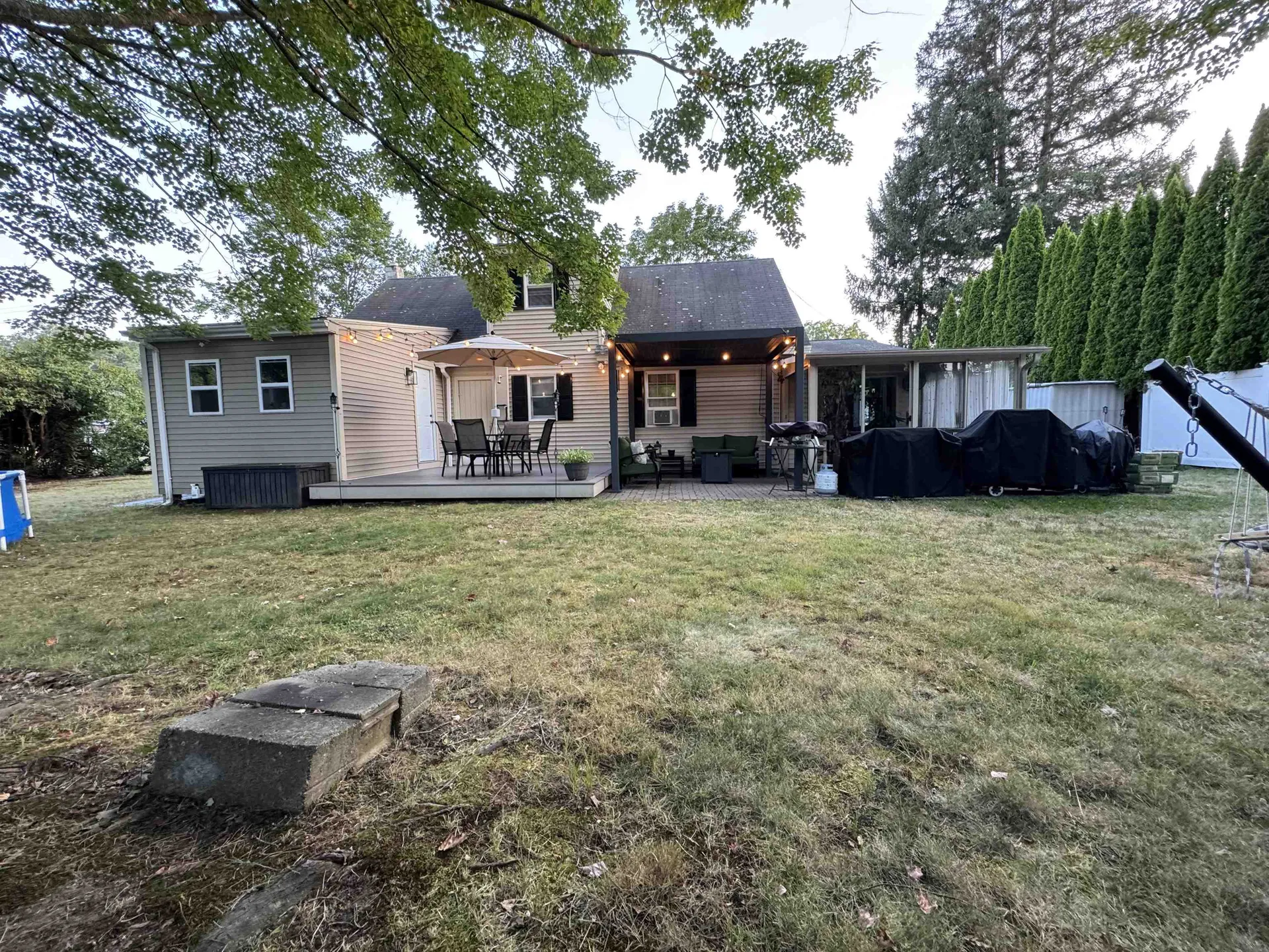 24 Hale Avenue Hooksett NH 03106