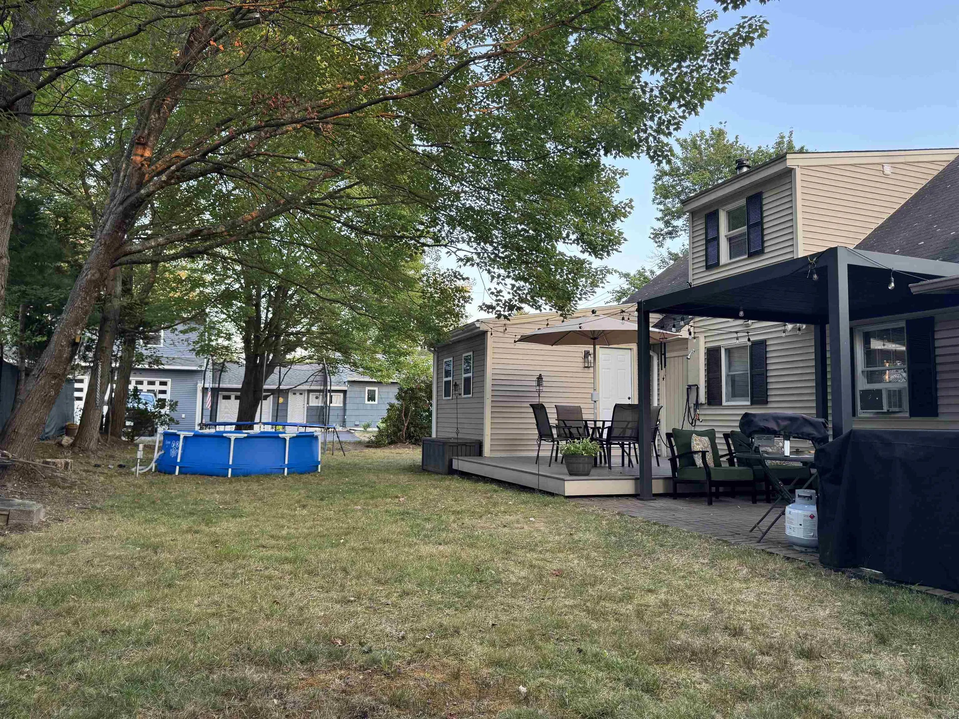 24 Hale Avenue Hooksett NH 03106