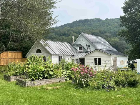 973 Route 106 Reading VT 05062