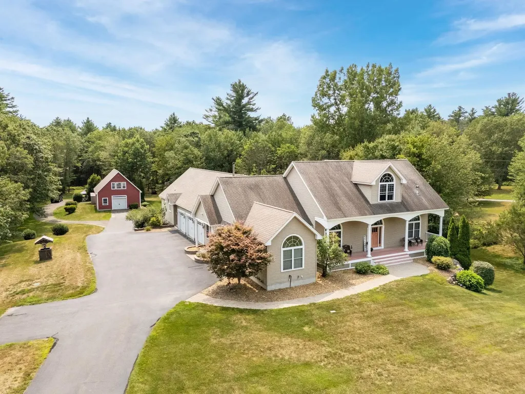 107 Litchfield Road Londonderry NH 03053