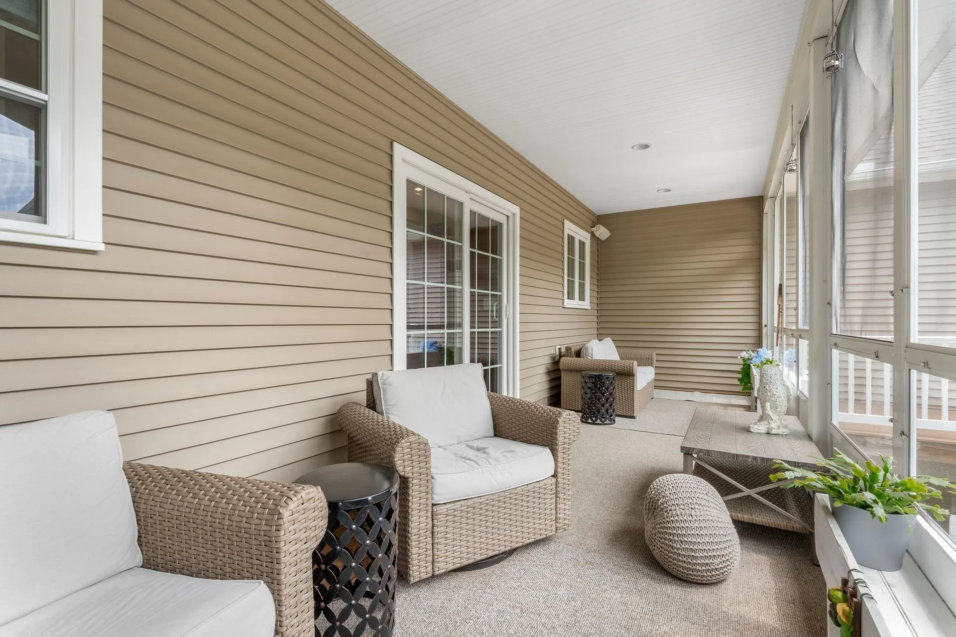 107 Litchfield Road Londonderry NH 03053