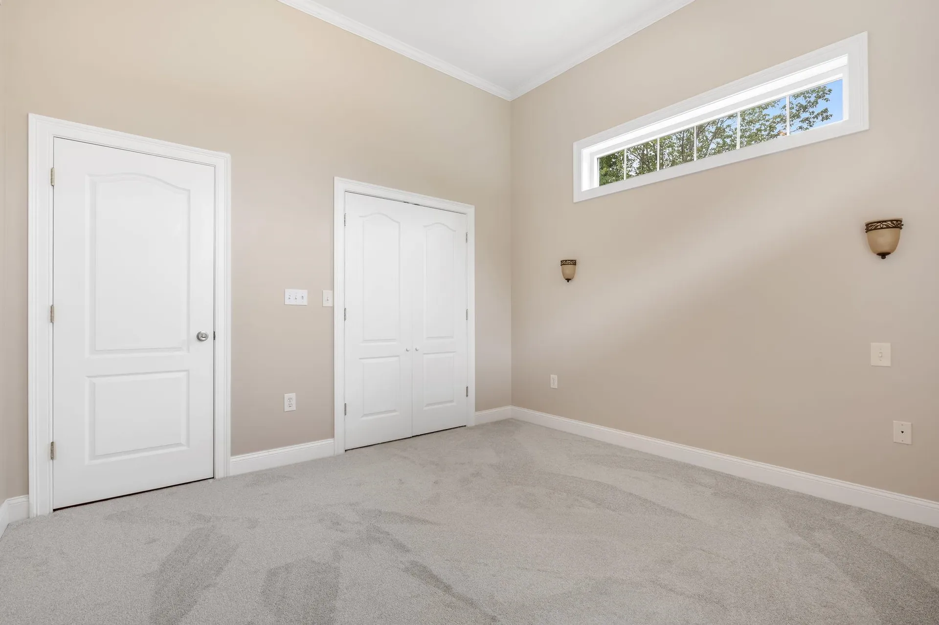 107 Litchfield Road Londonderry NH 03053