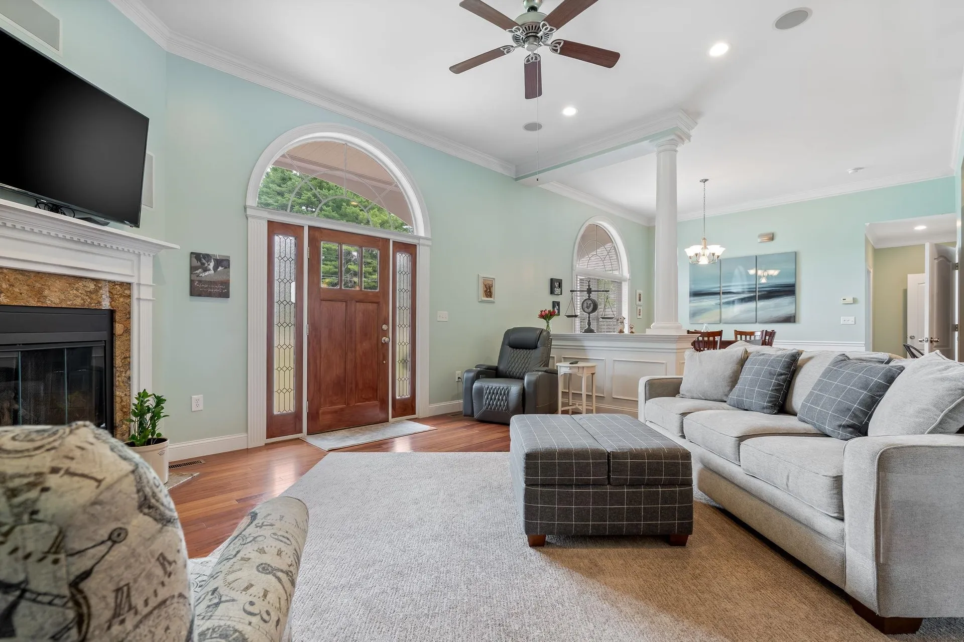 107 Litchfield Road Londonderry NH 03053