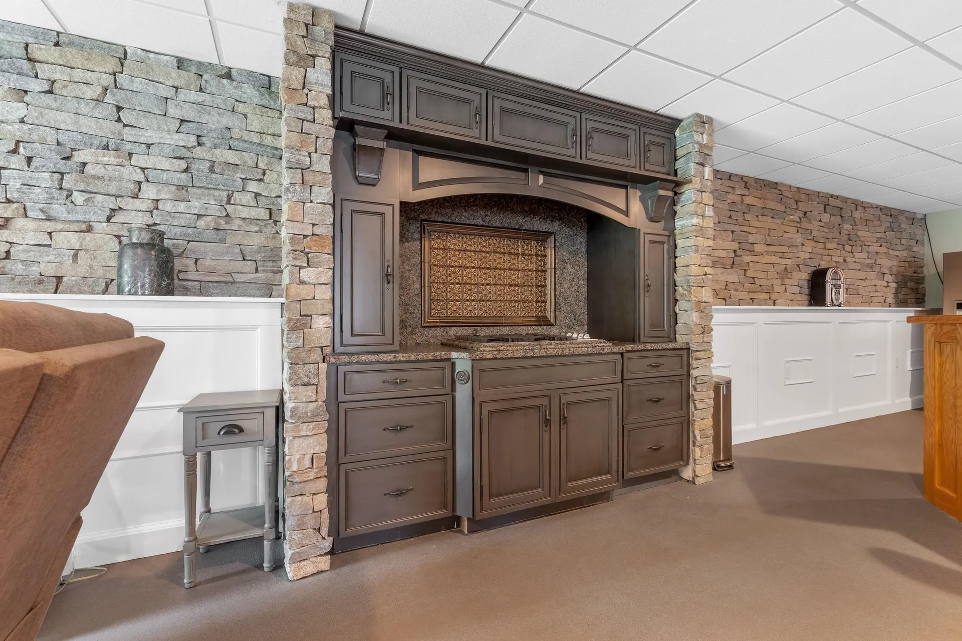 107 Litchfield Road Londonderry NH 03053