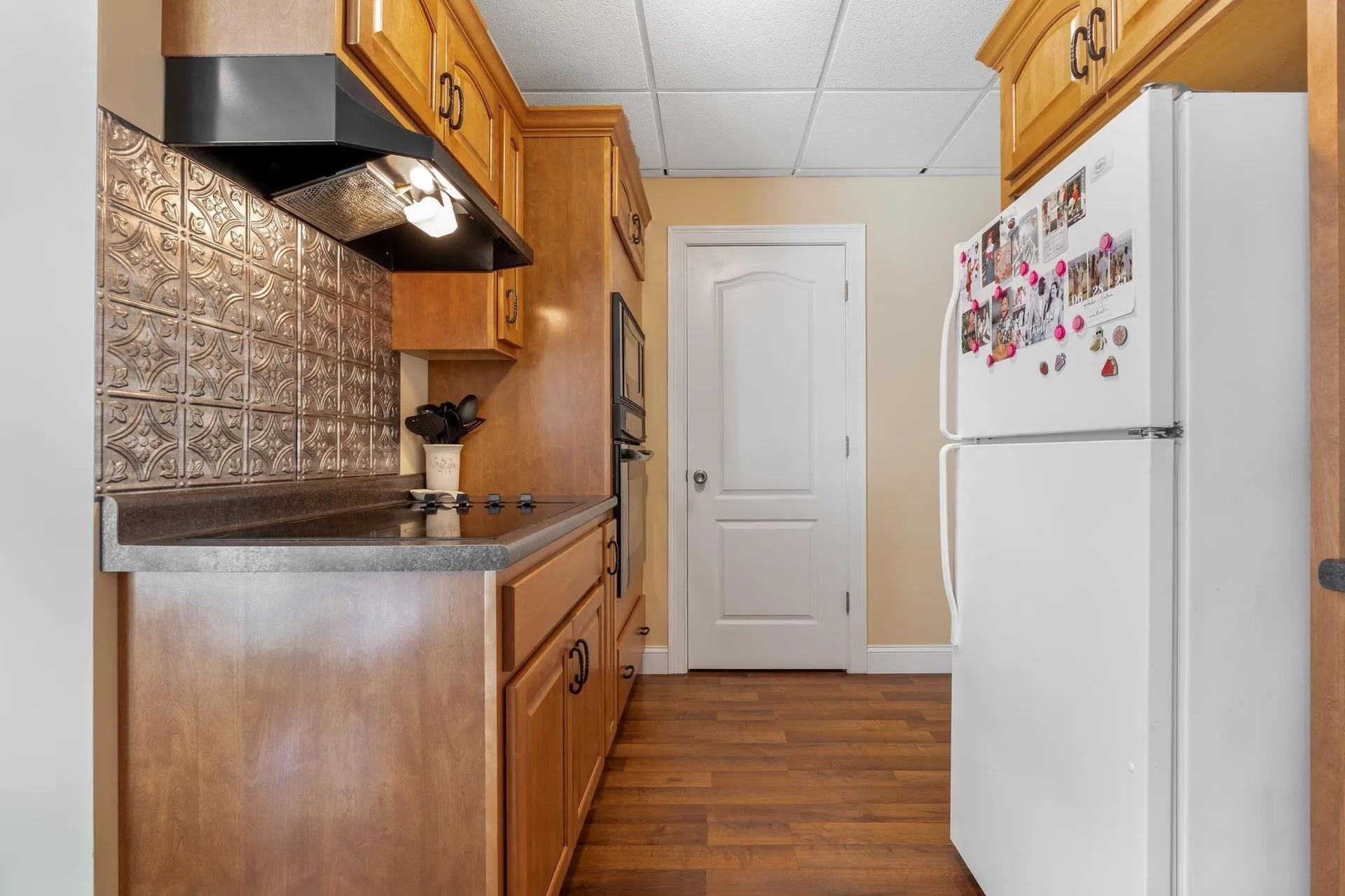 107 Litchfield Road Londonderry NH 03053