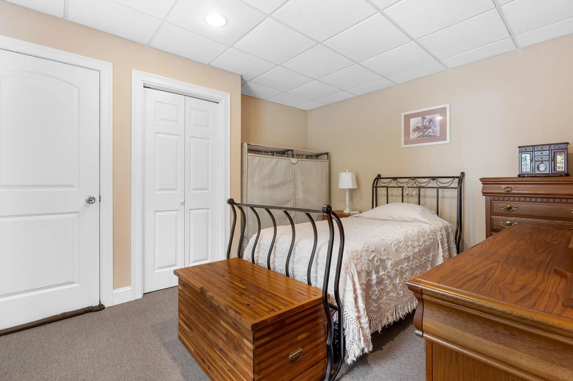 107 Litchfield Road Londonderry NH 03053