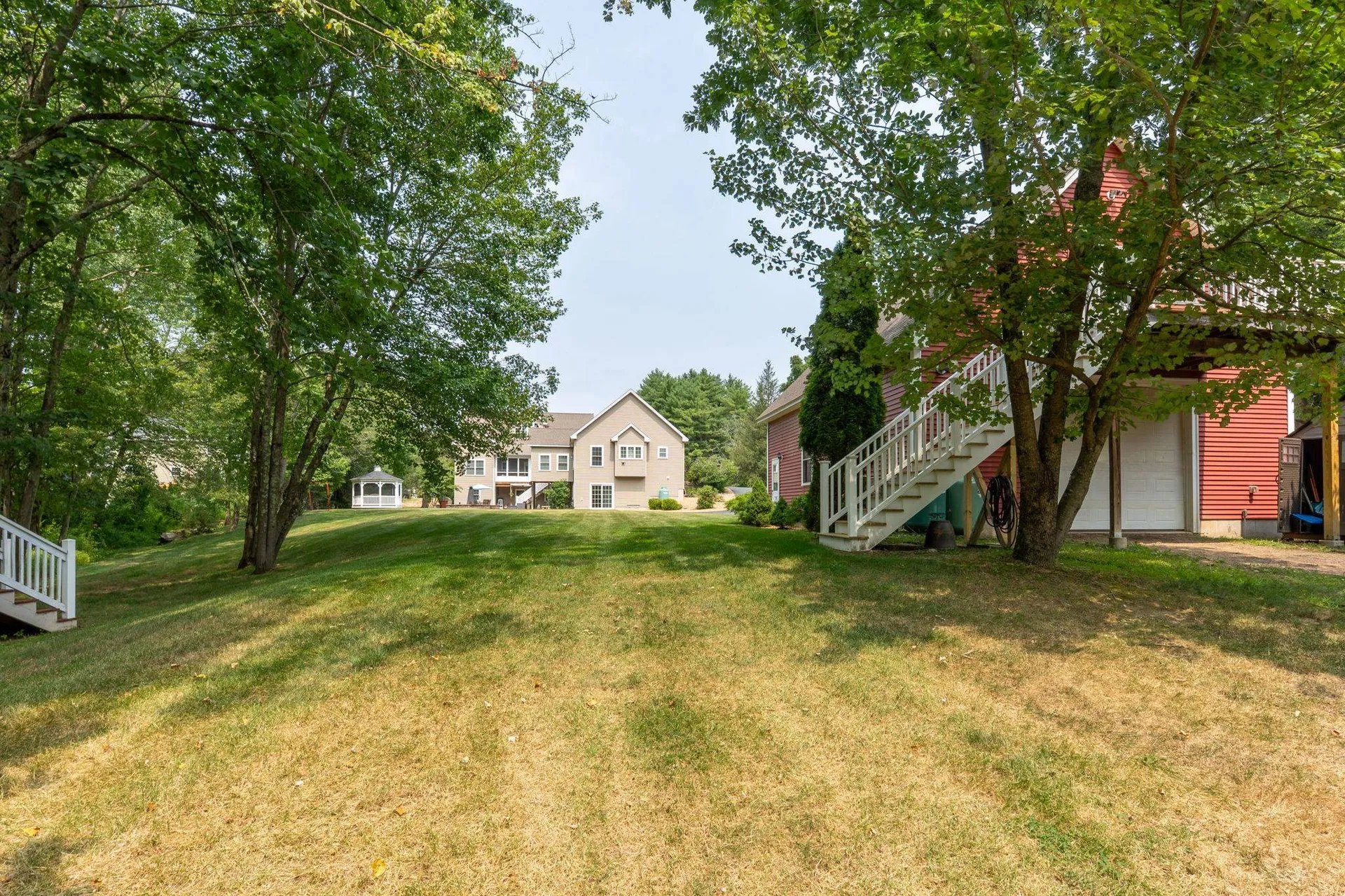 107 Litchfield Road Londonderry NH 03053