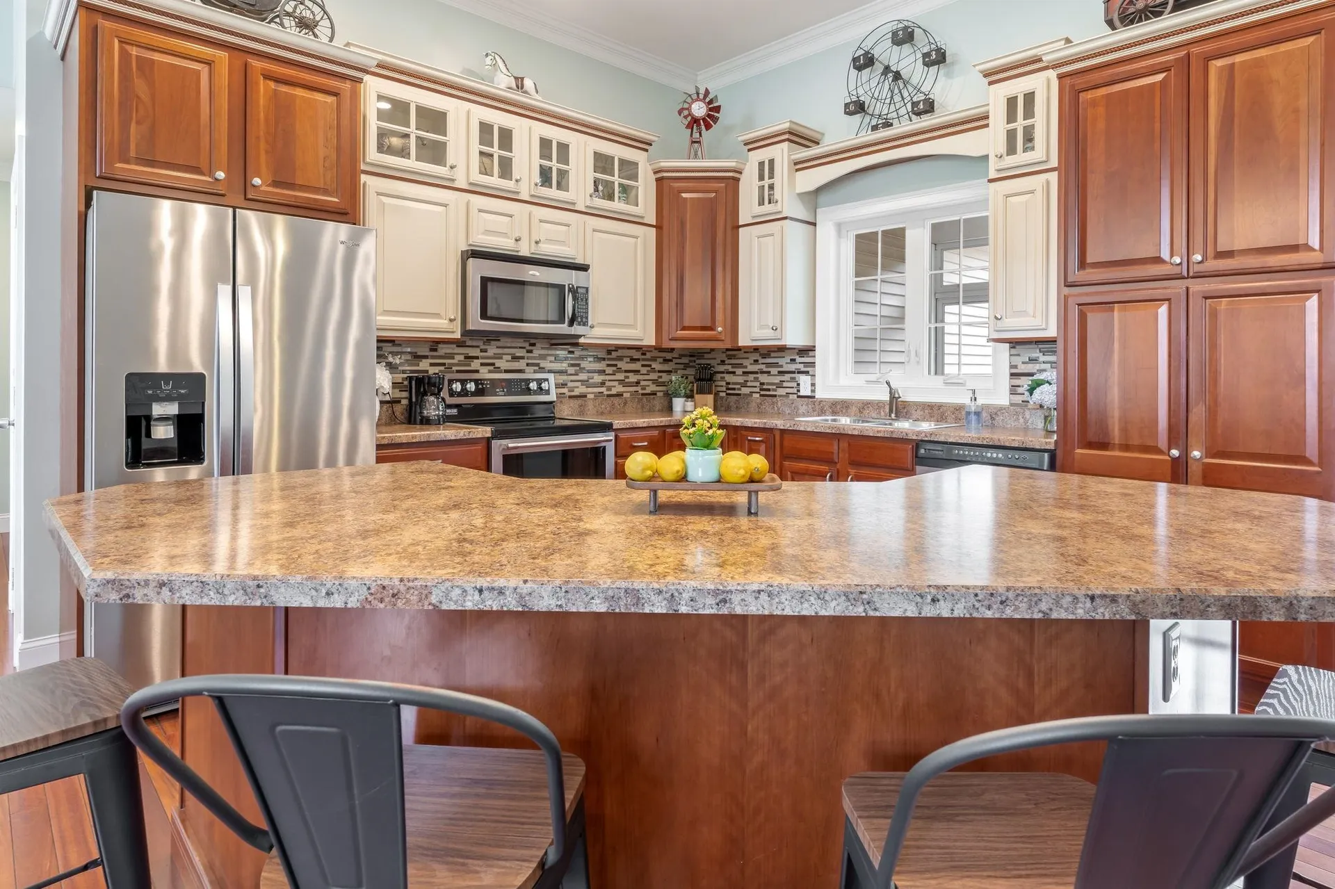 107 Litchfield Road Londonderry NH 03053