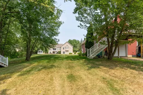 107 Litchfield Road Londonderry NH 03053
