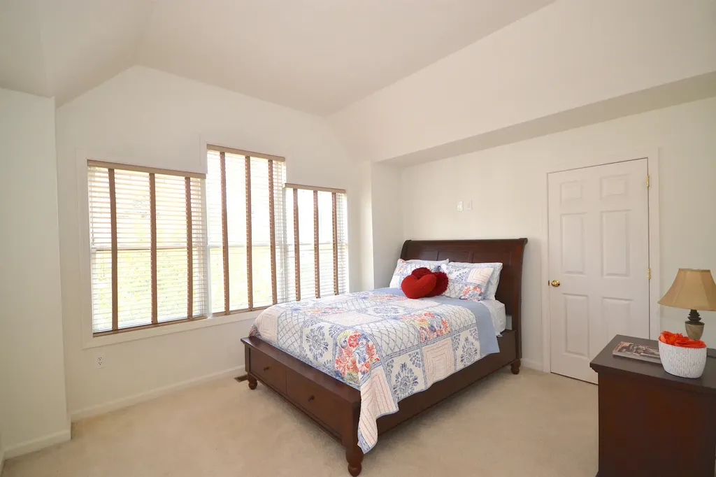 75 Hackett Hill Road Manchester NH 03102