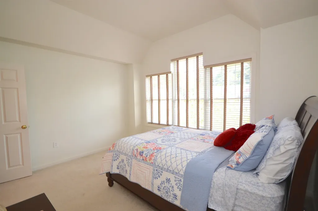 75 Hackett Hill Road Manchester NH 03102