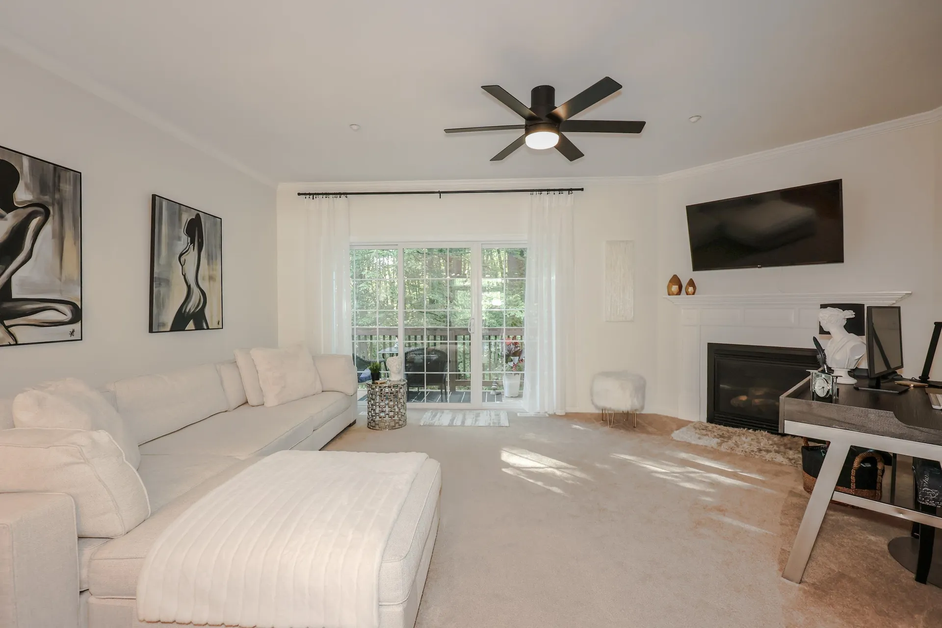 75 Hackett Hill Road Manchester NH 03102