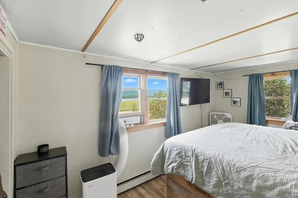 183 County Road Lincoln VT 05443