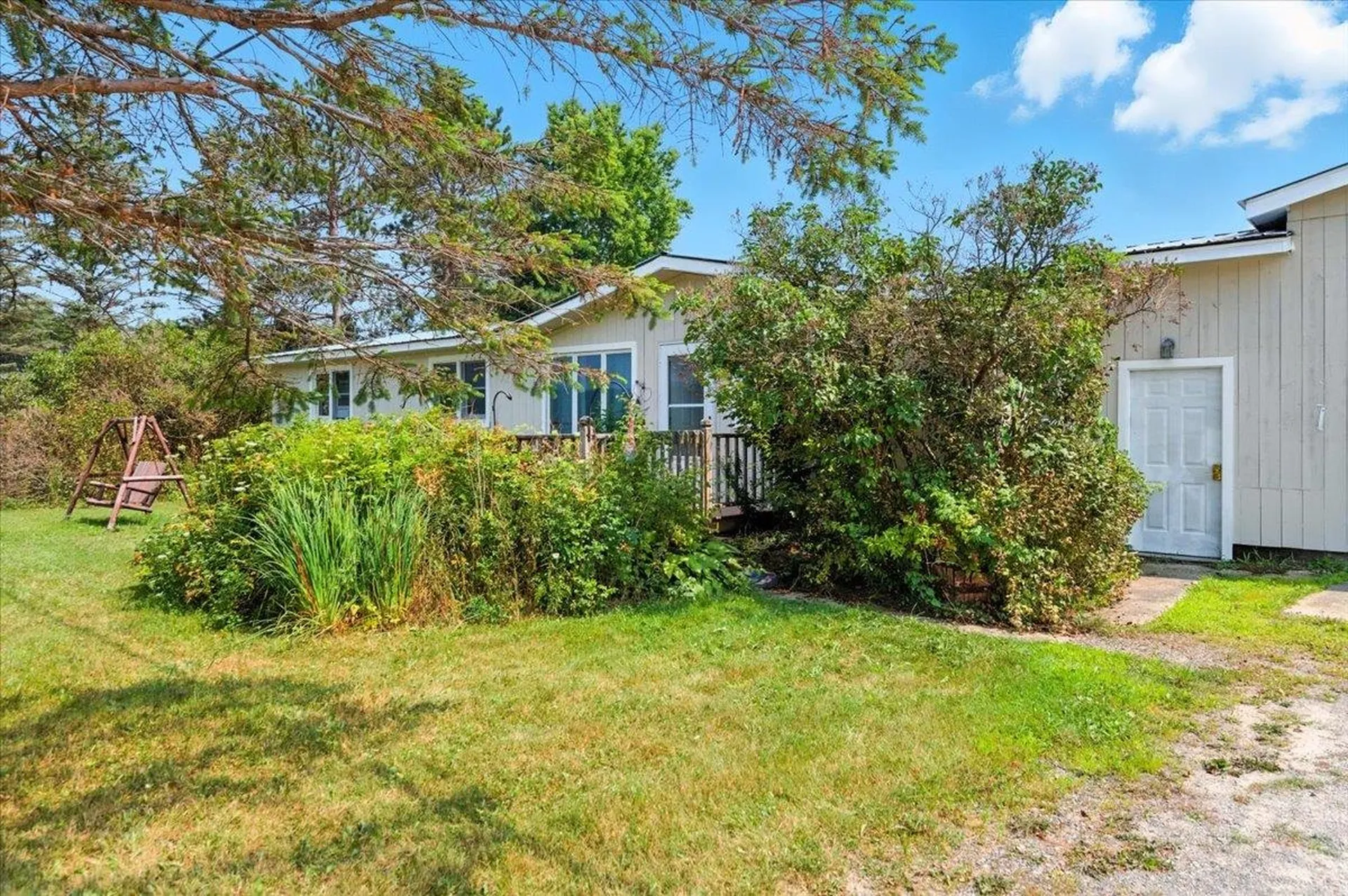 183 County Road Lincoln VT 05443