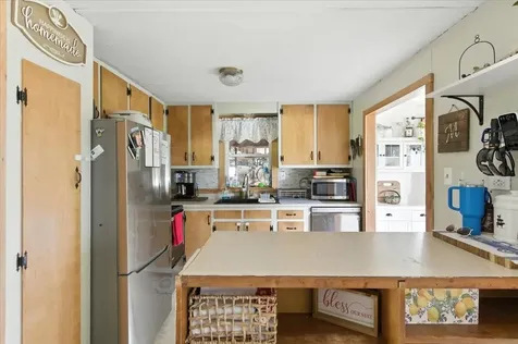 183 County Road Lincoln VT 05443