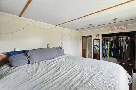 183 County Road Lincoln VT 05443