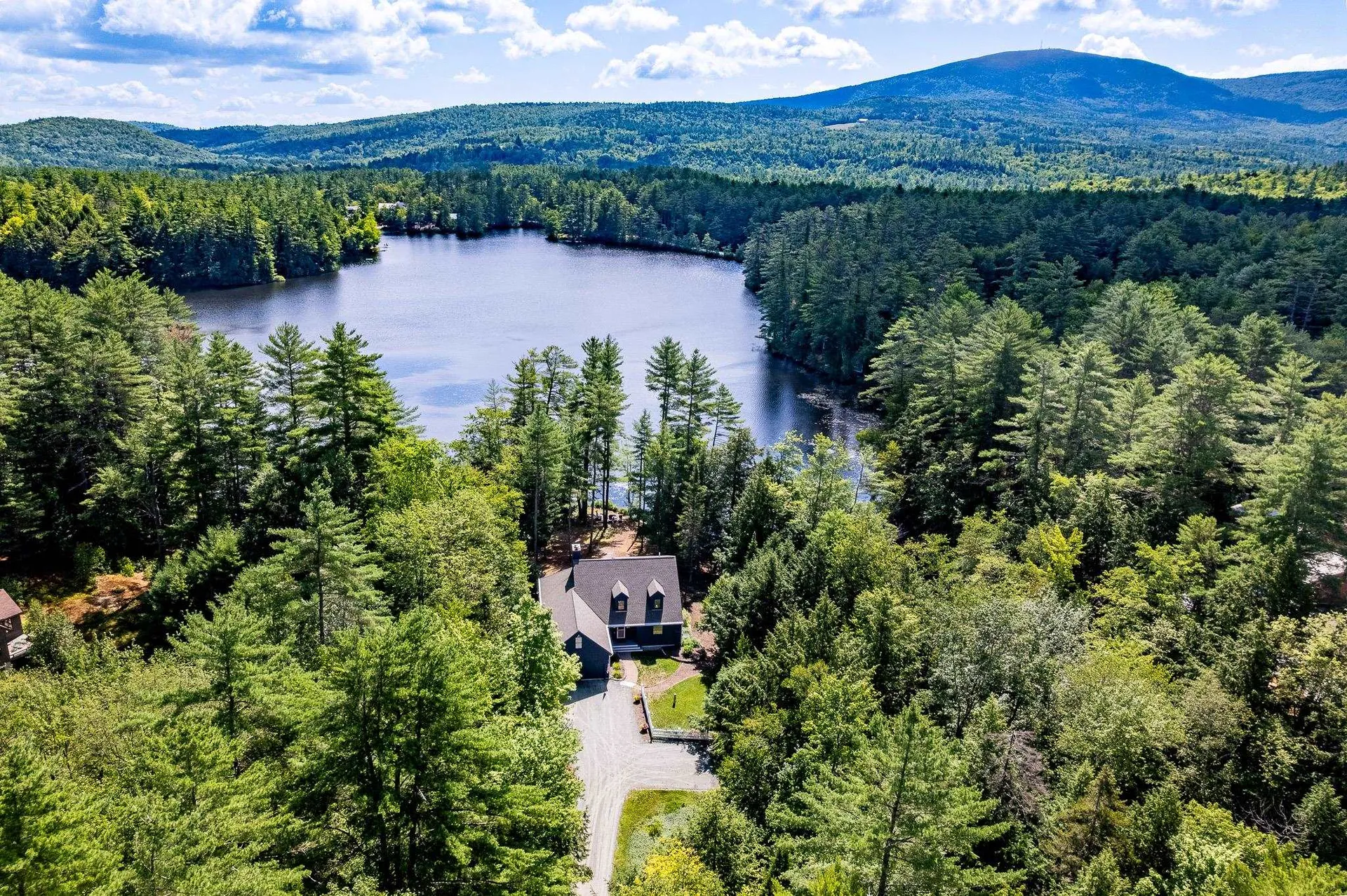 12 Woodland Lane Wilmot NH 03287