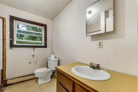 4-6 Knapp Street Tilton NH 03276