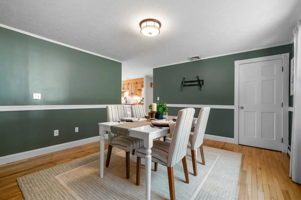 88 Marblehead Road Windham NH 03087