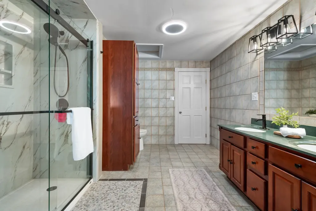 88 Marblehead Road Windham NH 03087