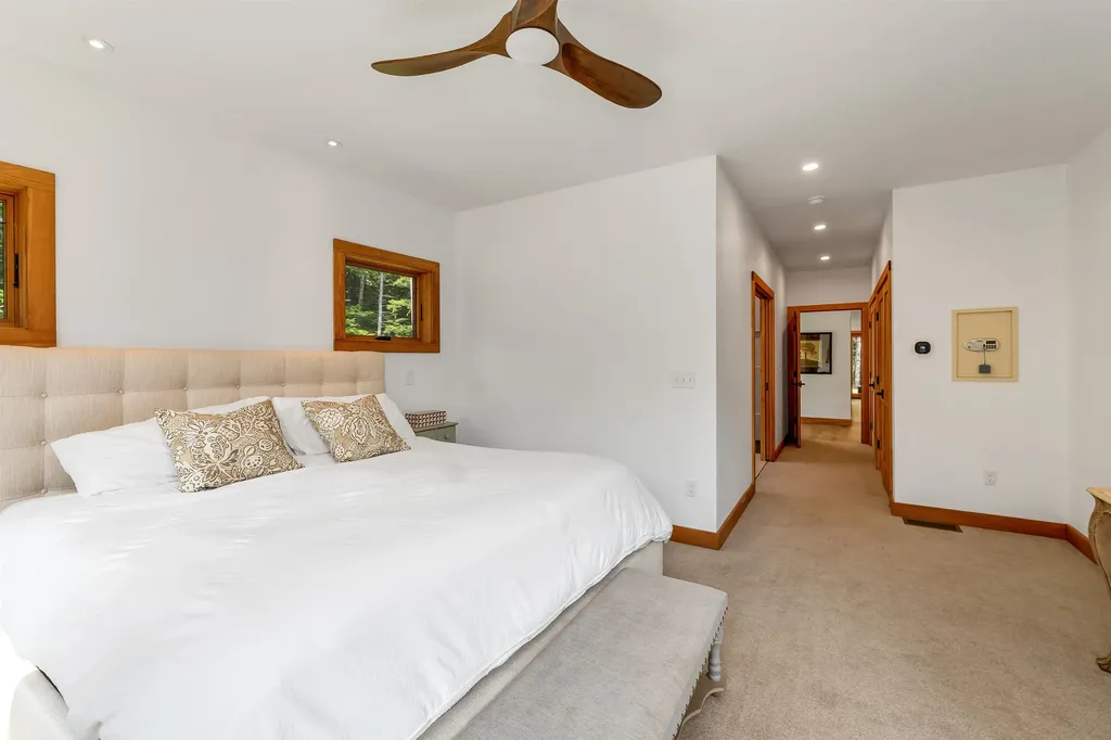 31 Cave Mountain Road Bartlett NH 03812